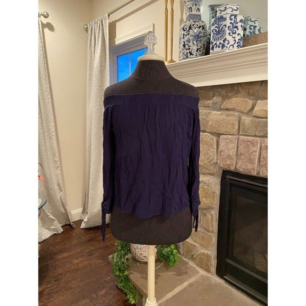 Off-Shoulder Long Sleeve Women's Top in Navy
